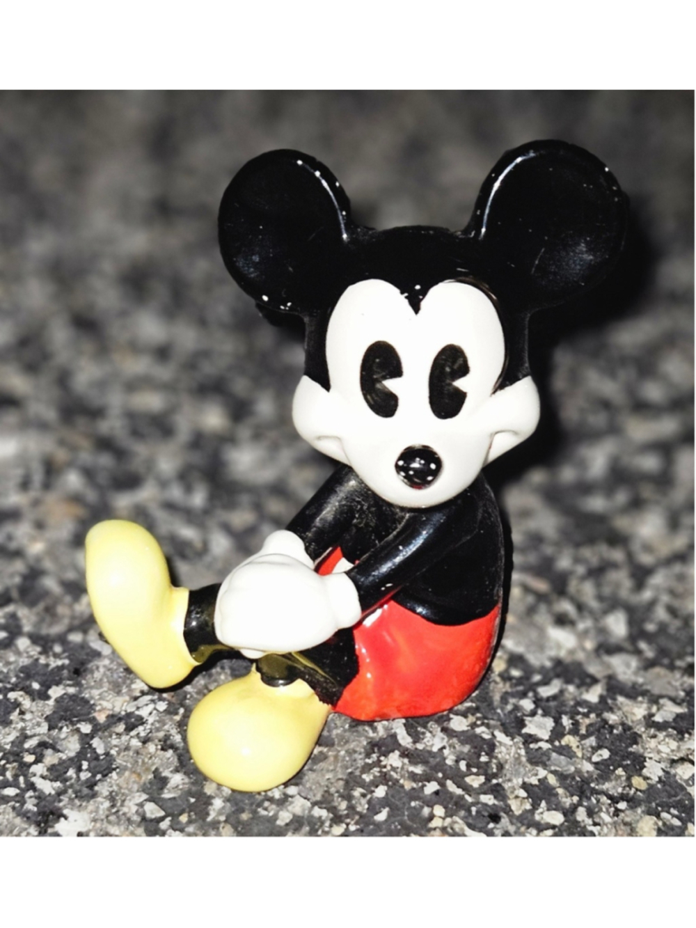 Vintage Mickey Mouse Ceramic Sitting Figure Walt Disney Japan